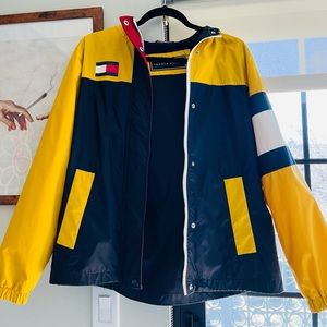 Tommy Hilfiger Colorblock Rain Coat Size Small